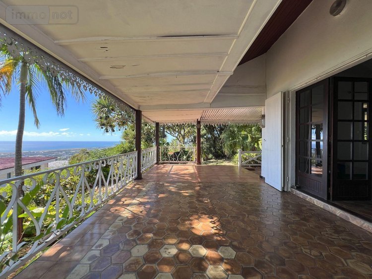 Maison a vendre Sainte-Clotilde 97490 Réunion 108 m2 4 pièces 498000 euros