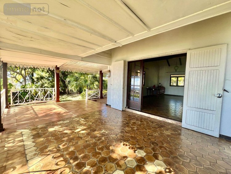 Maison a vendre Sainte-Clotilde 97490 Réunion 108 m2 4 pièces 509000 euros