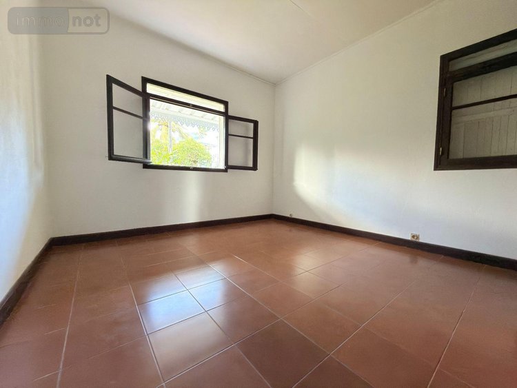 Maison a vendre Sainte-Clotilde 97490 Réunion 108 m2 4 pièces 498000 euros