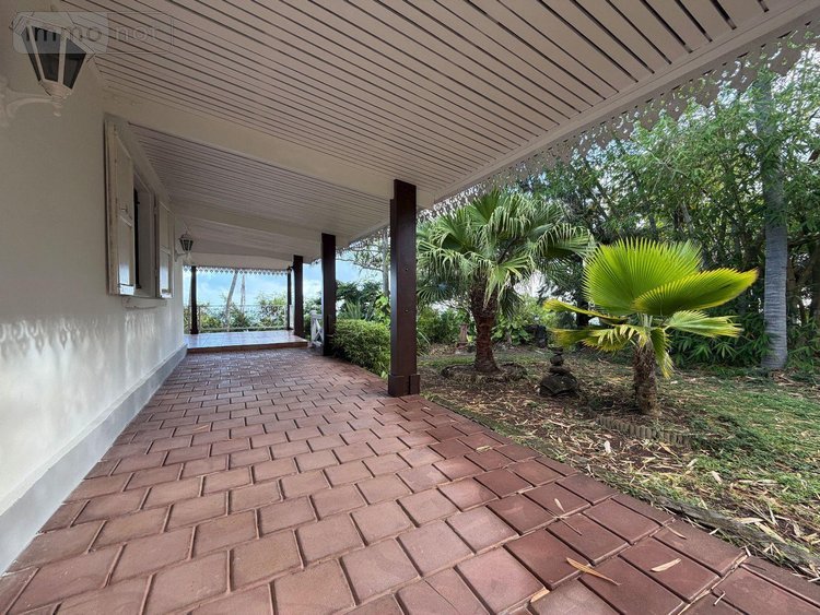 Maison a vendre Sainte-Clotilde 97490 Réunion 108 m2 4 pièces 498000 euros