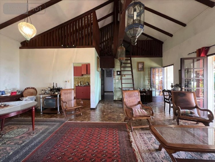 Maison a vendre Sainte-Clotilde 97490 Réunion 108 m2 4 pièces 509000 euros