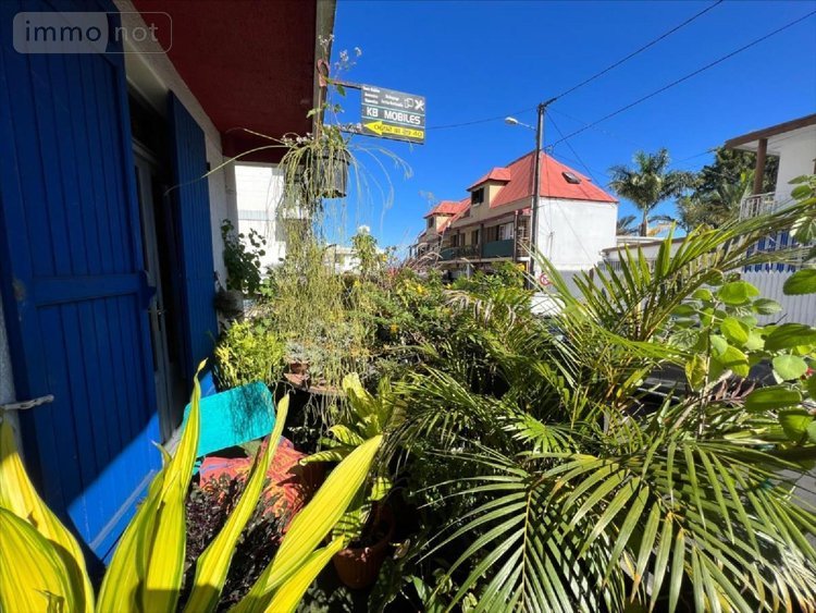 Immeuble a vendre Le Tampon 97430 Réunion 280 m2  420000 euros