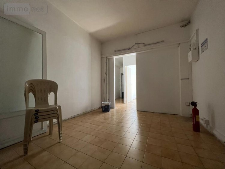 Immeuble a vendre Le Tampon 97430 Réunion 280 m2  420000 euros