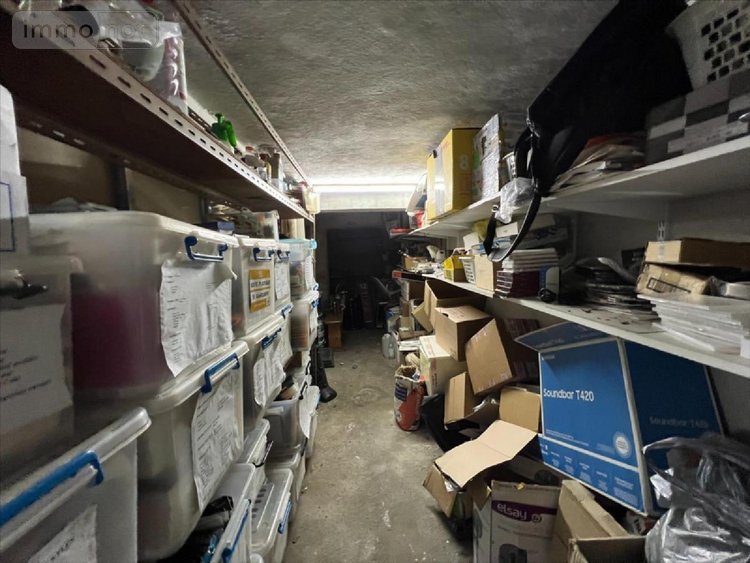 Immeuble a vendre Le Tampon 97430 Réunion 280 m2  420000 euros