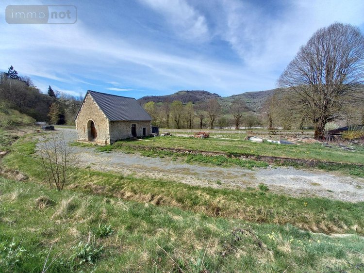 Divers a vendre Thiézac 15800 Cantal 70 m2  53000 euros