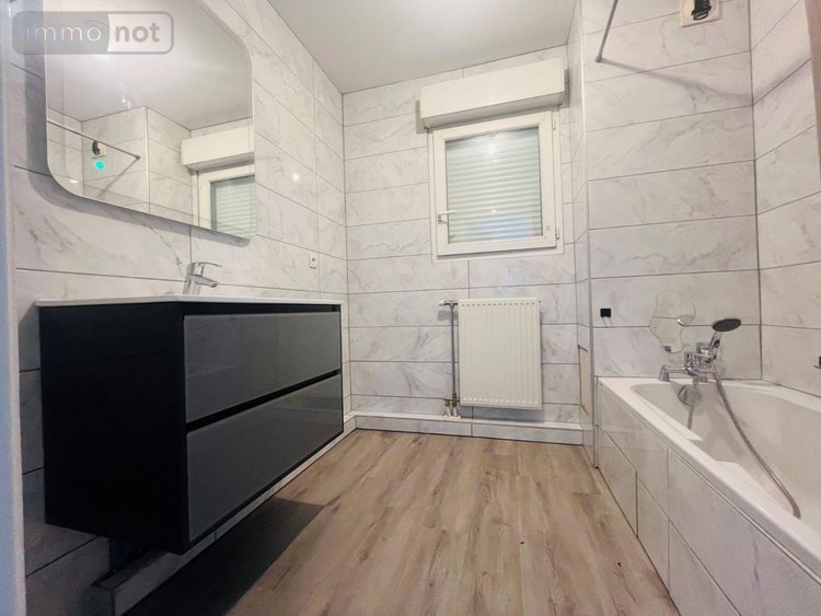 Appartement a vendre Challes-les-Eaux 73190 Savoie 79 m2 3 pièces 299000 euros