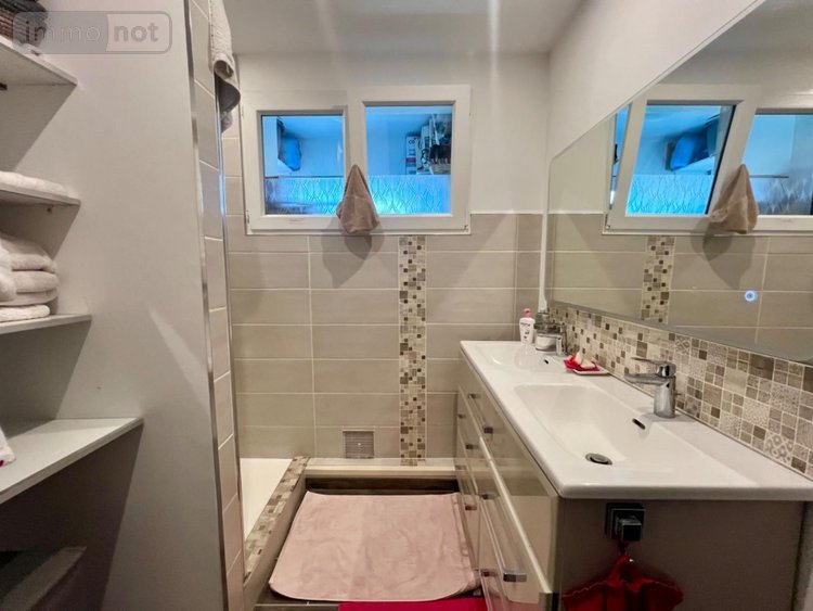 Appartement a vendre La Baule-Escoublac 44500 Loire-Atlantique 100 m2 4 pièces 288300 euros