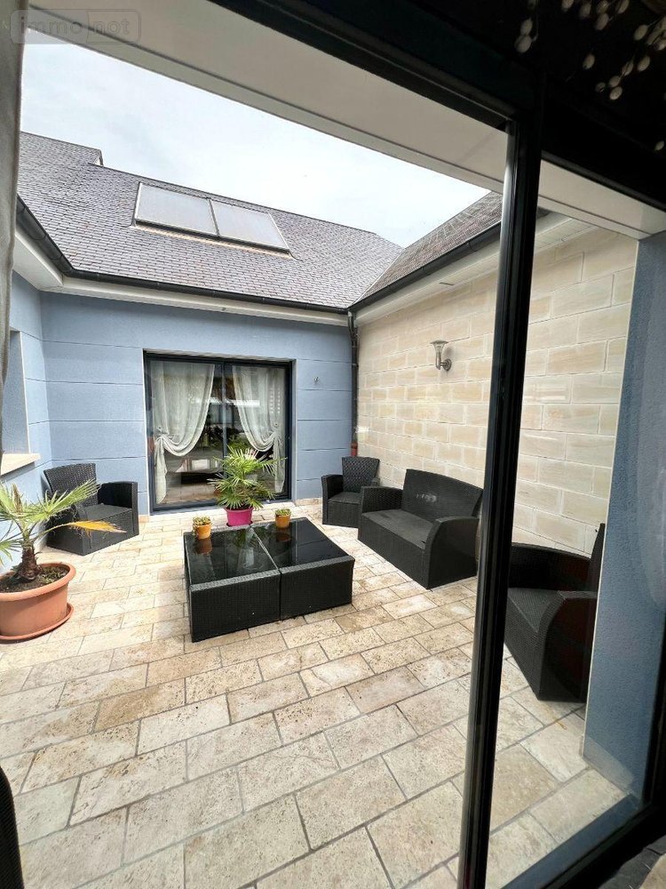 Maison a vendre Saint-Saturnin 72650 Sarthe 272 m2 8 pièces 666000 euros