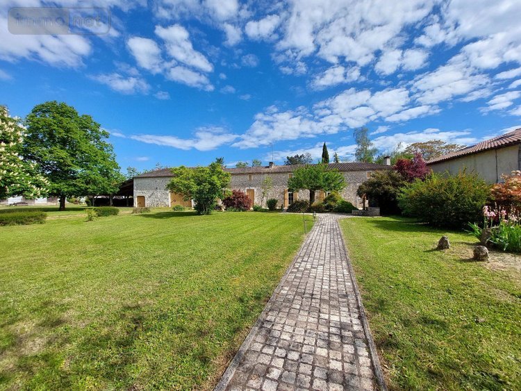 Maison a vendre Saint-Antoine-de-Breuilh 24230 Dordogne 180 m2 8 pièces 333100 euros
