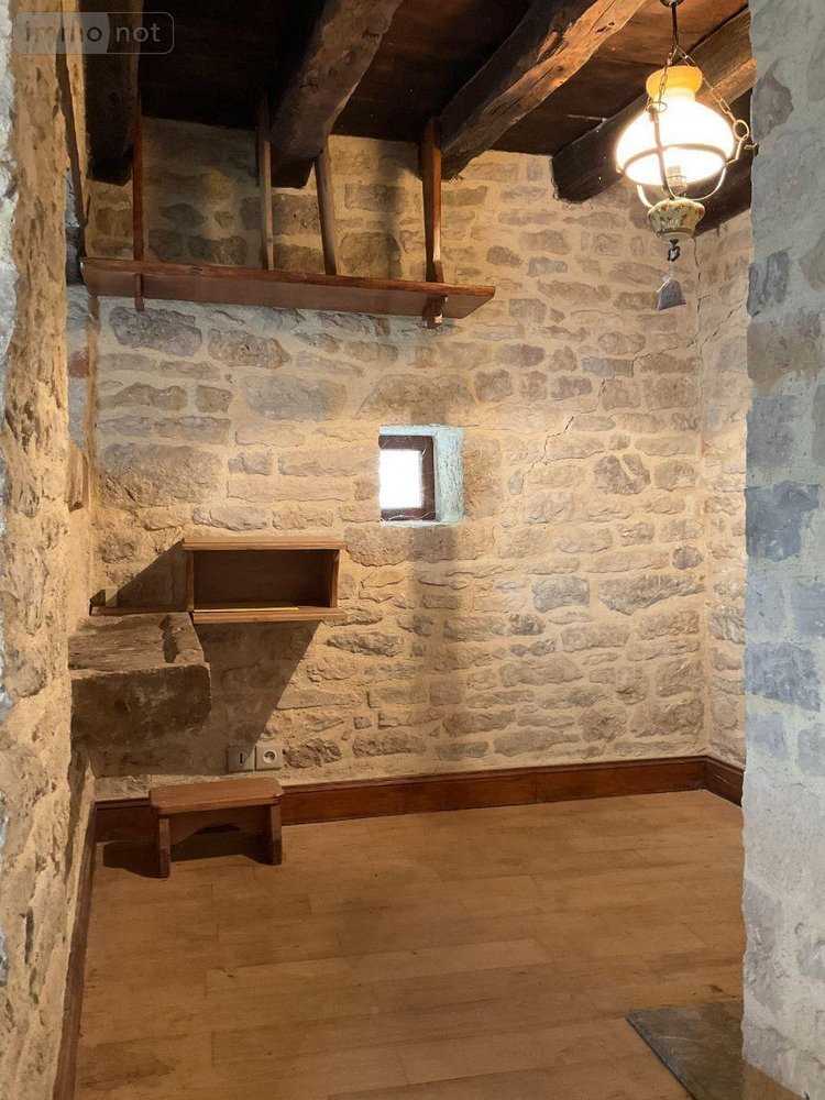 Maison a vendre Gourdon 46300 Lot 158 m2 8 pièces 105000 euros