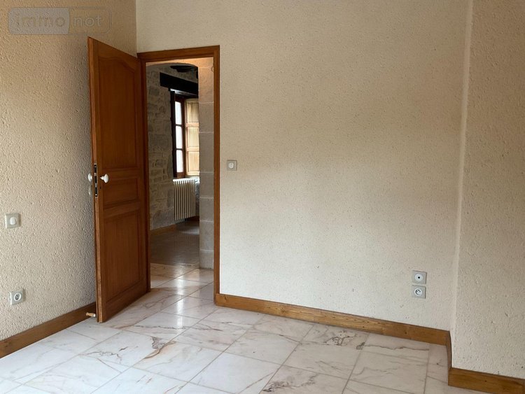 Maison a vendre Gourdon 46300 Lot 158 m2 8 pièces 105000 euros