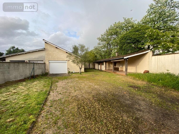 Fonds et murs commerciaux a vendre Libourne 33500 Gironde 155 m2  725000 euros