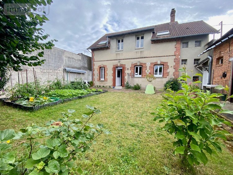 Maison a vendre Salbris 41300 Loir-et-Cher 213 m2 9 pièces 199733 euros