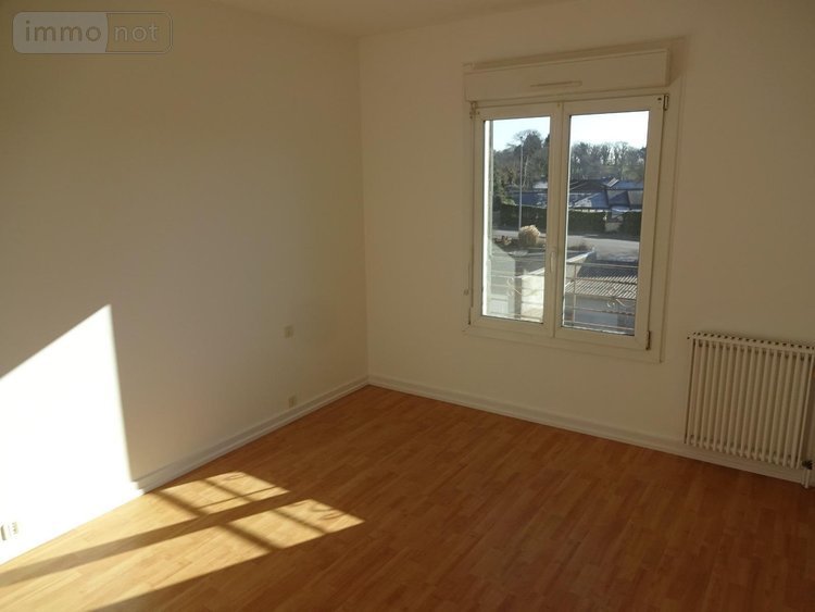 Location appartement Fougères 35300 Ille-et-Vilaine 89 m2 4 pièces 800 euros