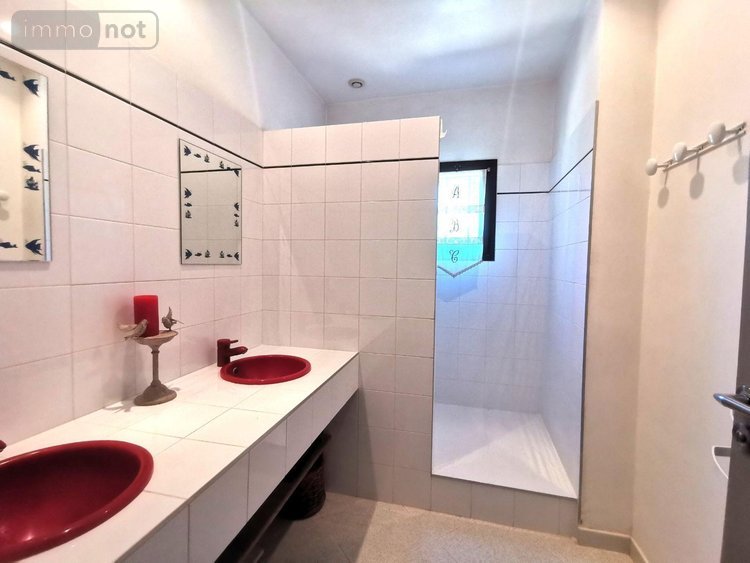 Maison a vendre Saint-Martin-de-Crau 13310 Bouches-du-Rhône 215 m2 7 pièces 795000 euros