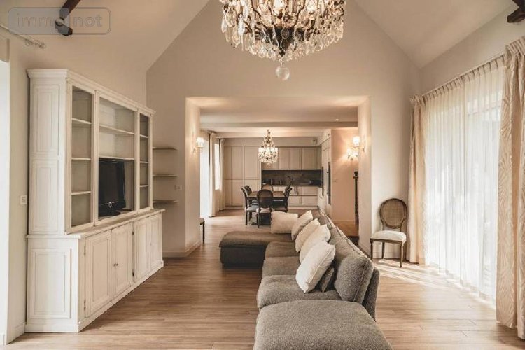 Location maison Rennes 35000 Ille-et-Vilaine 114 m2 5 pièces 2100 euros