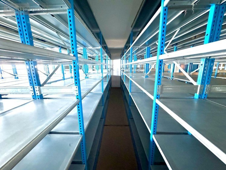 Immeuble a vendre Saint-Pierre 97410 Réunion 878 m2  2496000 euros