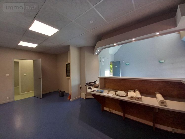 Immeuble a vendre Allanche 15160 Cantal 219 m2  185000 euros