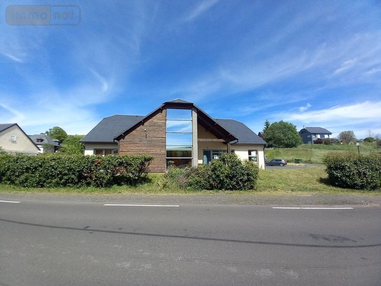 Immeuble a vendre Allanche 15160 Cantal 219 m2  185000 euros