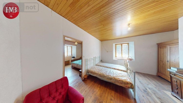 Maison a vendre Puycapel 15340 Cantal 131 m2 7 pièces 97060 euros