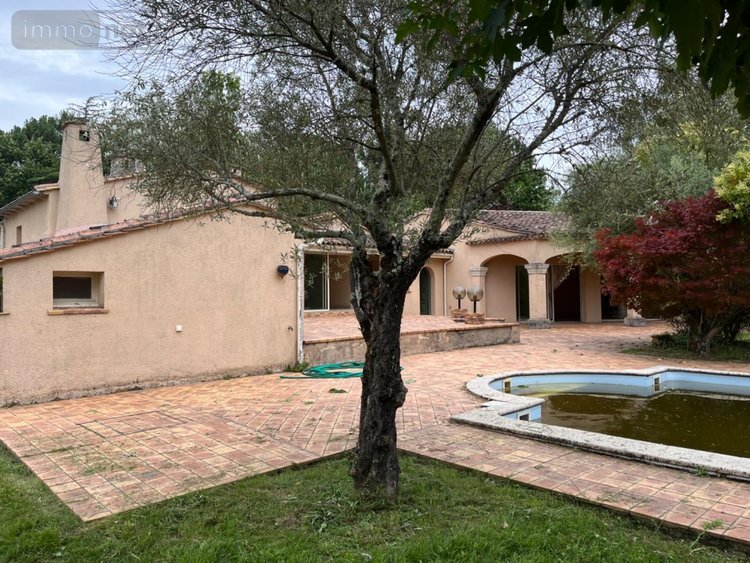 Maison a vendre Pugnac 33710 Gironde 218 m2 7 pièces 436800 euros