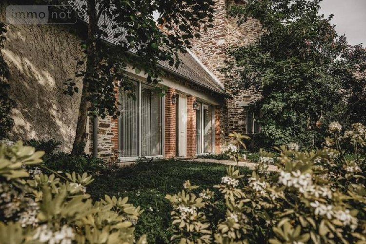 Location maison Bruz 35170 Ille-et-Vilaine 144 m2 5 pièces 2100 euros