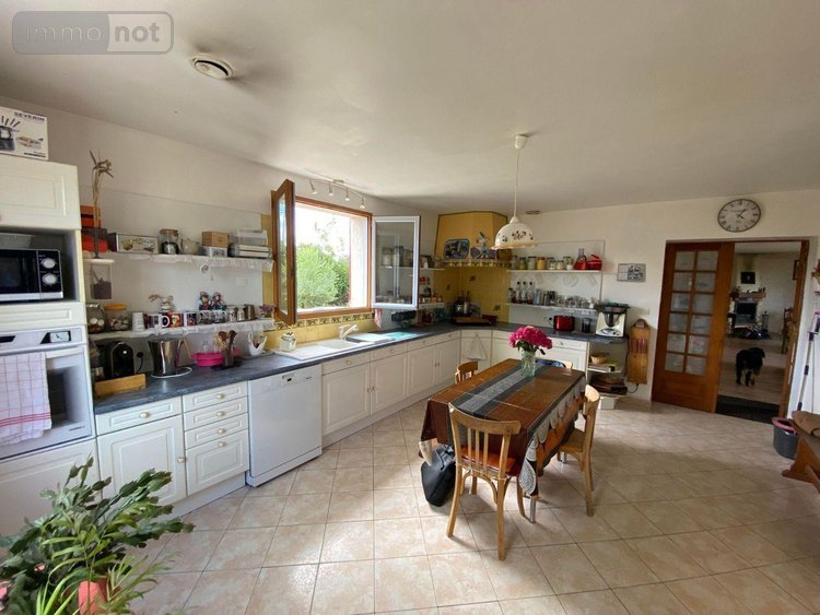 Maison a vendre Aubigné-Racan 72800 Sarthe 161 m2 6 pièces 179992 euros