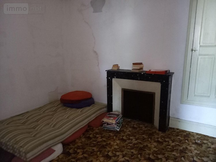 Maison a vendre Vic-sur-Cère 15800 Cantal 216 m2 7 pièces 28000 euros