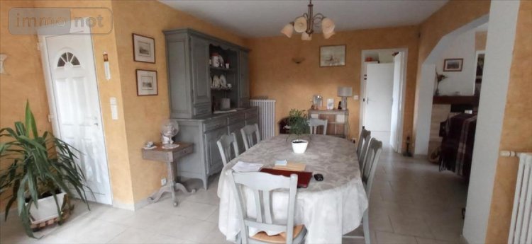 Viager maison Saints-Geosmes 52200 Haute-Marne 148 m2 8 pièces 80000 euros