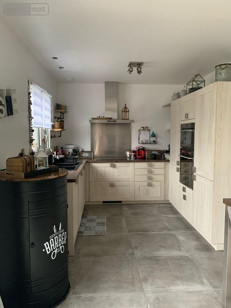 Maison a vendre Saint-Martin-Valmeroux 15140 Cantal 110 m2  206700 euros