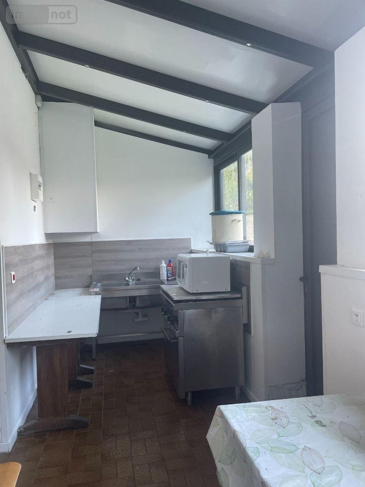 Fonds et murs commerciaux a vendre Bailleul 59270 Nord 196 m2  230000 euros