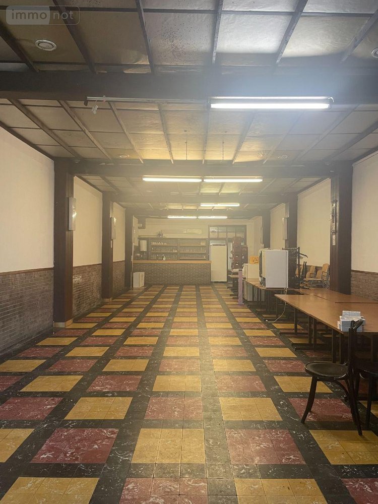 Fonds et murs commerciaux a vendre Bailleul 59270 Nord 196 m2  230000 euros