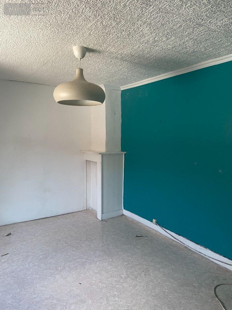 Fonds et murs commerciaux a vendre Bailleul 59270 Nord 196 m2  250000 euros