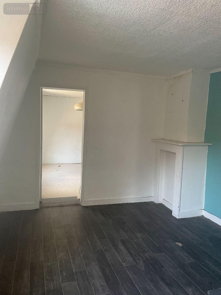 Fonds et murs commerciaux a vendre Bailleul 59270 Nord 196 m2  230000 euros