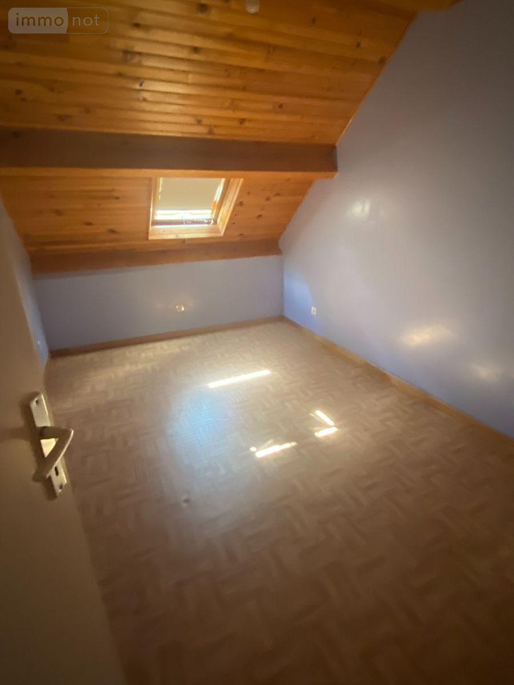 Maison a vendre Sauvat 15240 Cantal 100 m2  84800 euros