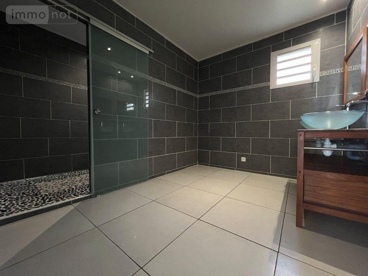 Maison a vendre La-Plaine-Des-Cafres 97418 Réunion 175 m2 4 pièces 299000 euros