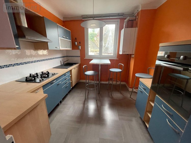 Immeuble a vendre Saint-Pol-sur-Ternoise 62130 Pas-de-Calais 278 m2  281520 euros