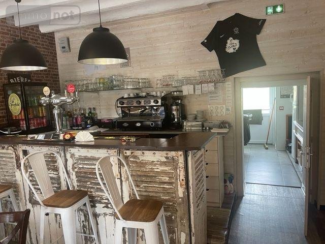 Fonds et murs commerciaux a vendre Écommoy 72220 Sarthe  137800 euros