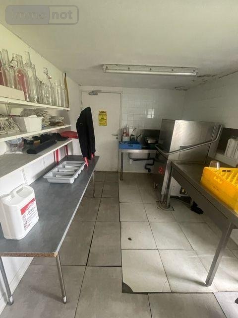 Fonds et murs commerciaux a vendre Écommoy 72220 Sarthe  137800 euros
