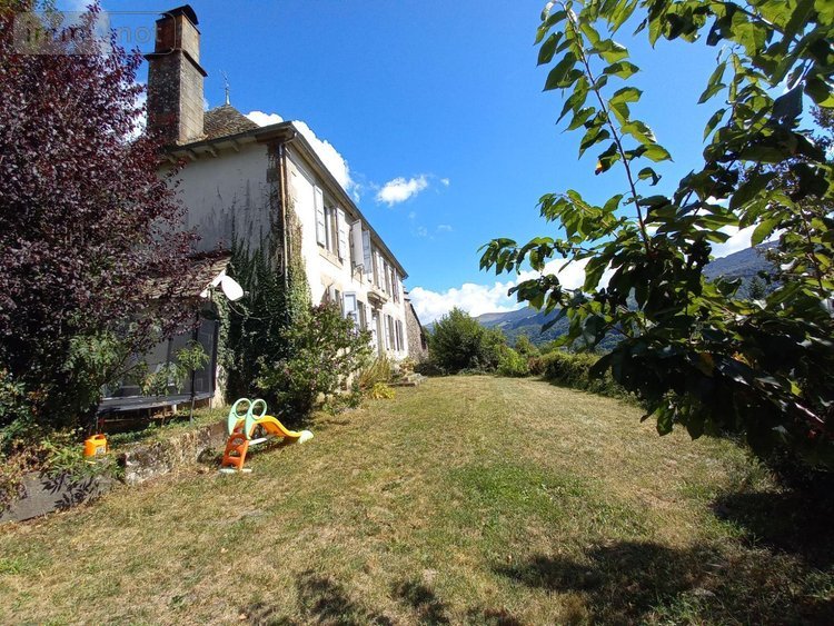 Maison a vendre Thiézac 15800 Cantal 228 m2  336000 euros