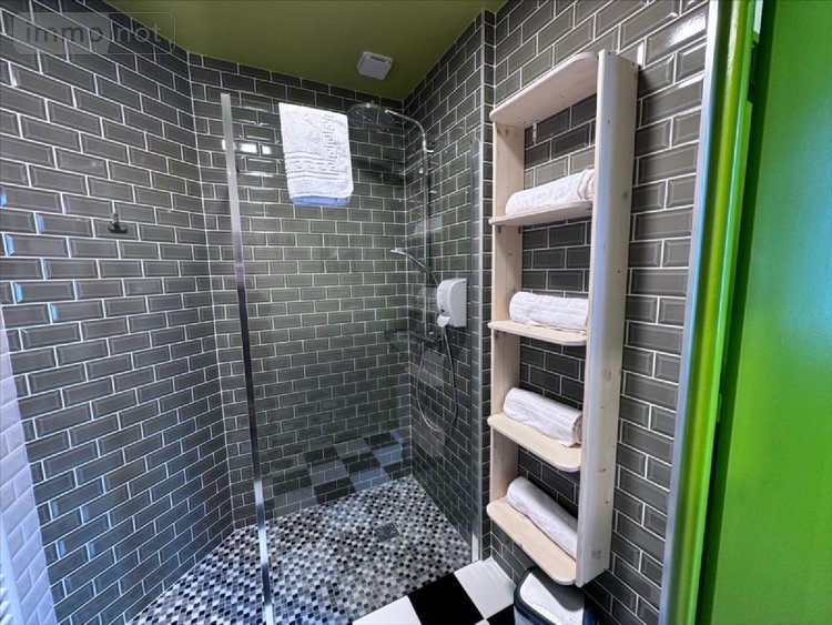 Fonds et murs commerciaux a vendre Arc-en-Barrois 52210 Haute-Marne 300 m2  212000 euros