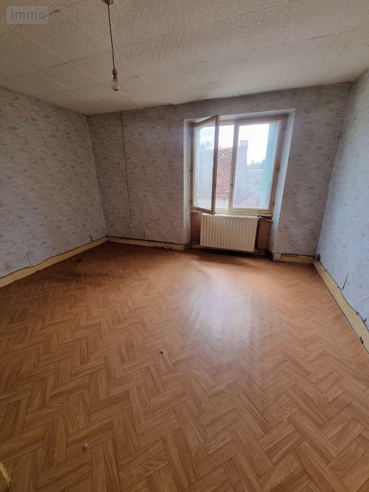 Maison a vendre Neuvy-Saint-Sépulchre 36230 Indre 120 m2 8 pièces 73000 euros