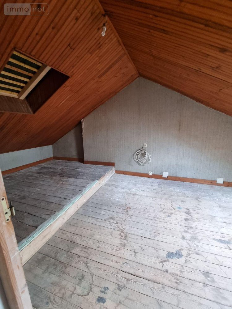 Maison a vendre Neuvy-Saint-Sépulchre 36230 Indre 120 m2 8 pièces 73000 euros