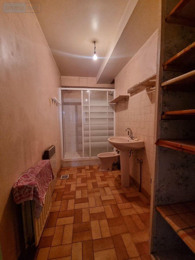 Maison a vendre Neuvy-Saint-Sépulchre 36230 Indre 120 m2 8 pièces 73000 euros