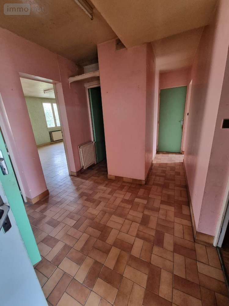 Maison a vendre Neuvy-Saint-Sépulchre 36230 Indre 120 m2 8 pièces 73000 euros