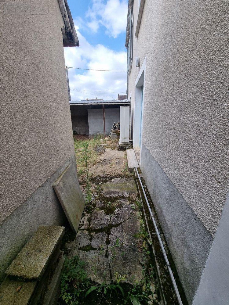 Maison a vendre Neuvy-Saint-Sépulchre 36230 Indre 120 m2 8 pièces 73000 euros