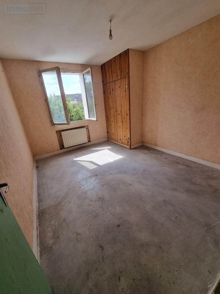 Maison a vendre Neuvy-Saint-Sépulchre 36230 Indre 120 m2 8 pièces 73000 euros