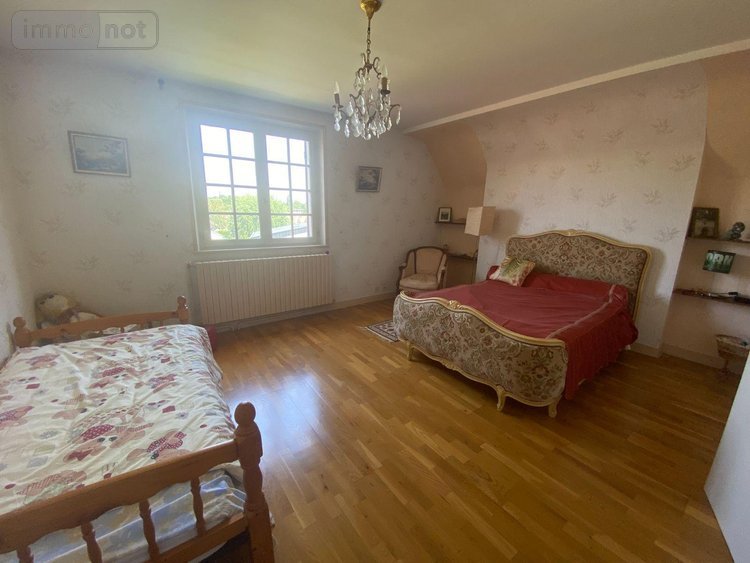 Maison a vendre Le Coudray 28630 Eure-et-Loir 300 m2 11 pièces 481300 euros