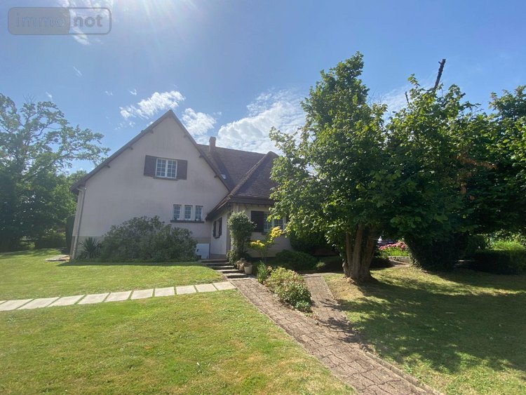 Maison a vendre Le Coudray 28630 Eure-et-Loir 300 m2 11 pièces 481300 euros