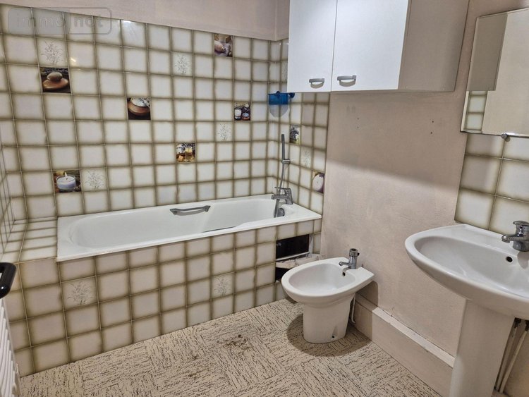 Immeuble a vendre Saint-Pol-de-Léon 29250 Finistère 149 m2  163000 euros